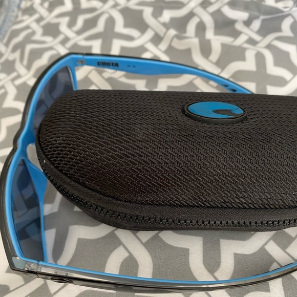 Costa Sunglasses - Picture 3 of 8